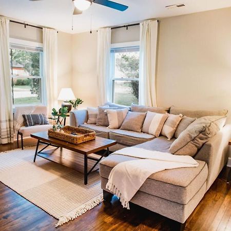 Villa Convenient To Park Circle And Downtown Charleston Exterior foto